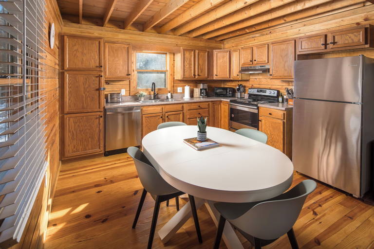 Others 5, Red Feather Cabins 103, Watauga