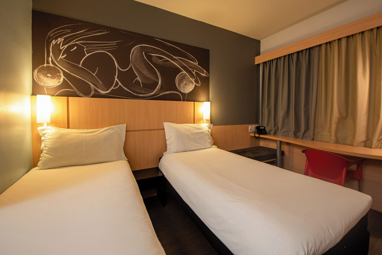 Bedroom 2, Ibis Guaratinguetá Aparecida, Guararapes