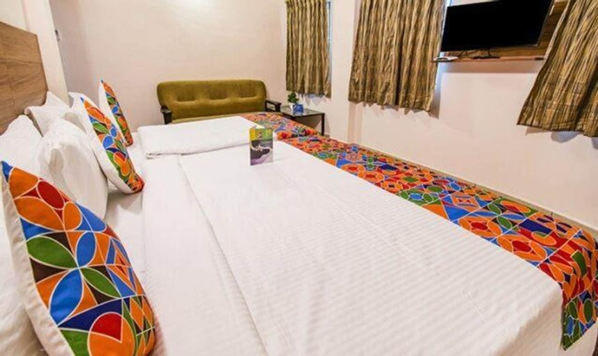 Bedroom 3, Fabhotel Radha Residency, Viluppuram