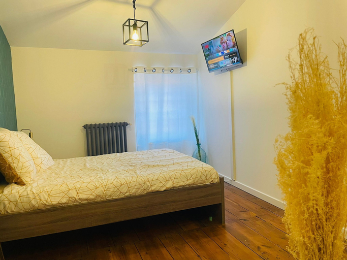 Bedroom 9