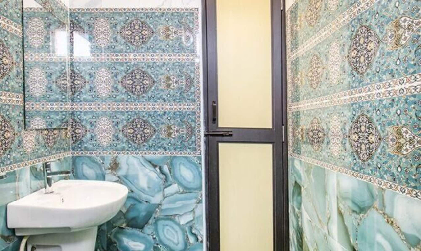 Bathroom 3, Fabhotel Radha Residency, Viluppuram