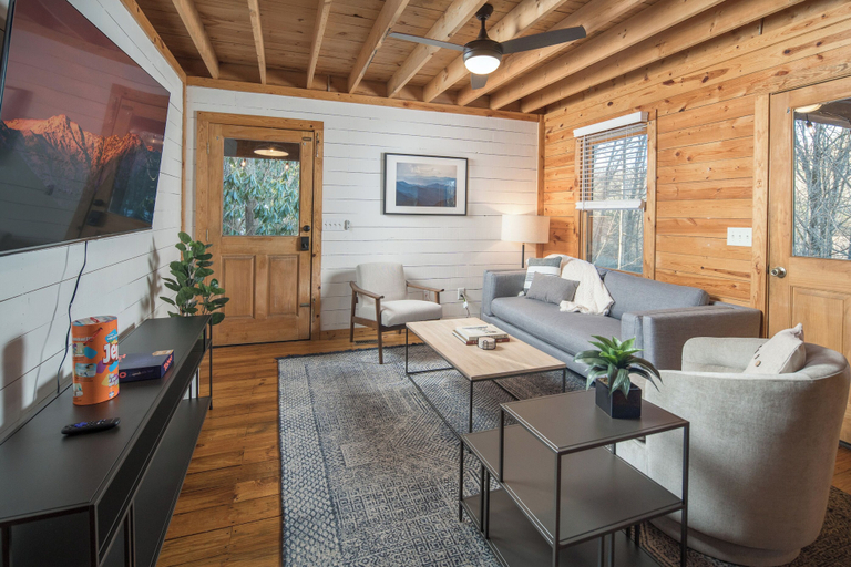 Others 5, Red Feather Cabins 320, Watauga