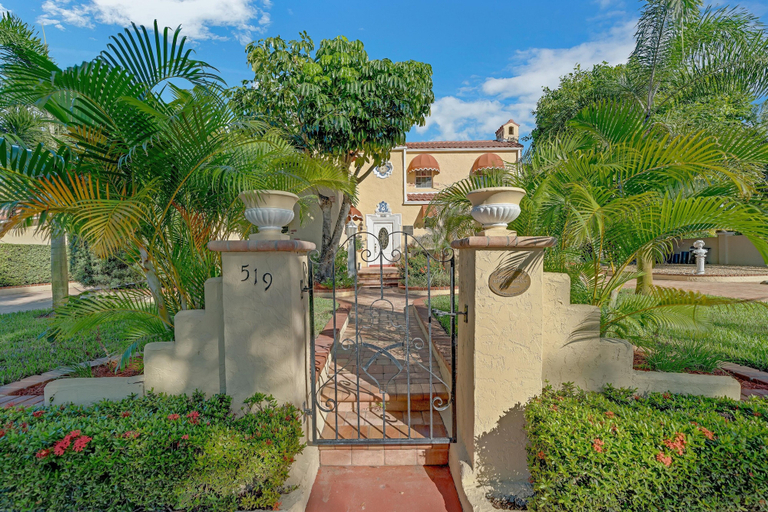Exterior & Views 2, Banyan House Vacation Rentals, Sarasota