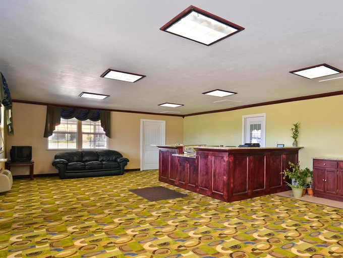 Public Area 5, Americas Best Value Inn Pauls Valley, Garvin