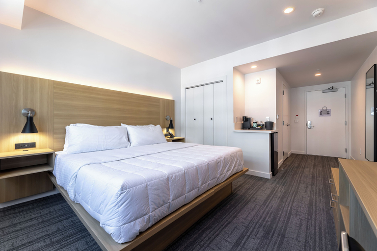 Bedroom 4, Hotel Mai Downtown Long Beach, Los Angeles