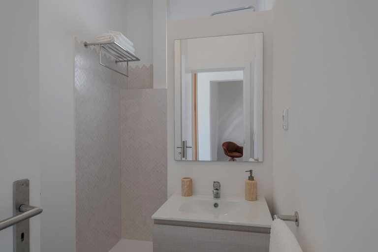 Bathroom 4, Casa da Amoreira Sea View, Jacuzzi & Comfort, Funchal