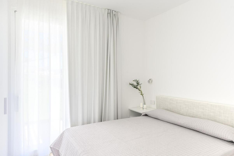Bedroom 3, Stunning Capo Falcone Charming Apartments, 1 Bed Comfort Apt sleeps 4 Child, Sassari