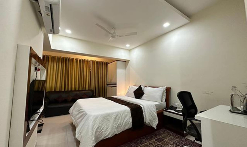 Bedroom 2, Fabhotel Prime Finesse, Pune