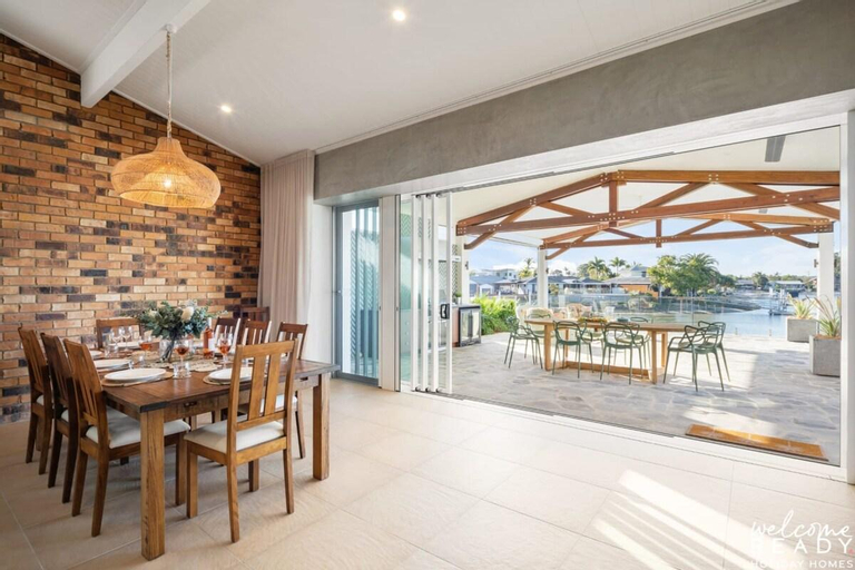 Food & Drinks 5, Waterfront Bliss Tranquil Maroochydore Canal Home, Maroochy - Maroochydore