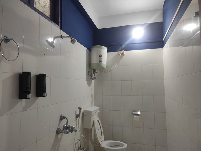 Bathroom 3, Eight Lucky Homestay, West Kameng
