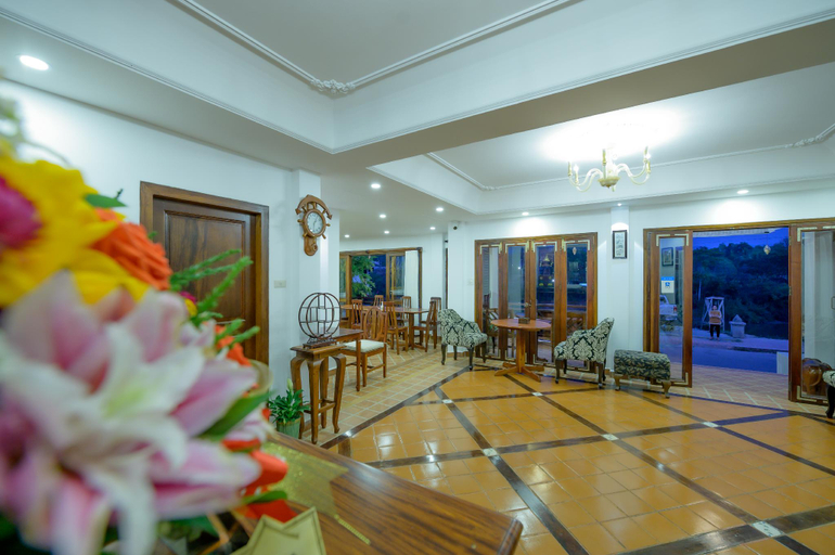 Public Area 2, Villa Deux Rivières Hotel, Luang Prabang