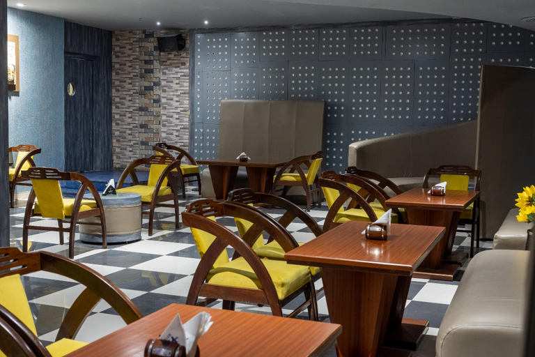 Food & Drinks 5, Hotel Pal Heights, Khordha