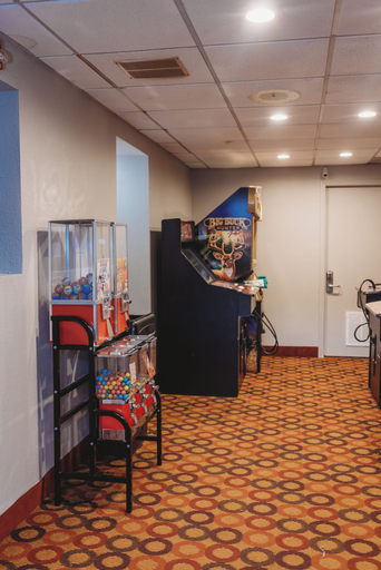 Food & Drinks 5, AmericInn by Wyndham Appleton Downtown, Outagamie