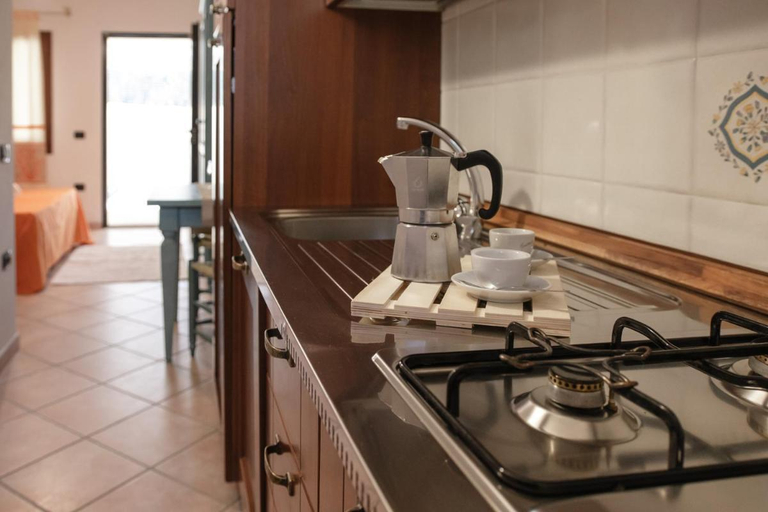 Others 5, Idyllic Residence Cala Viola Studio sleeps 2, Nuoro