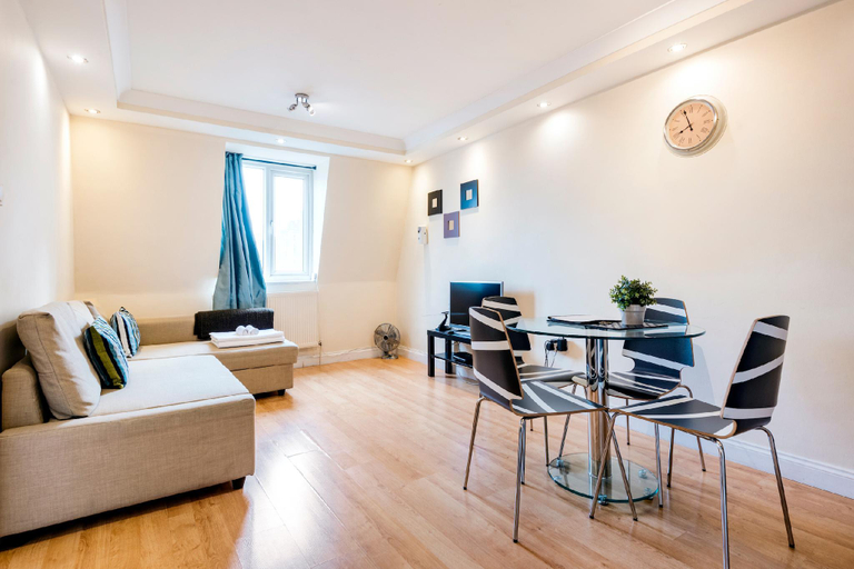 Others 2, Kings Cross Apartment, London