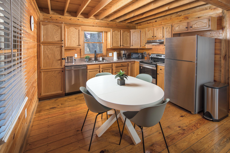 Others 5, Red Feather Cabins 250, Watauga