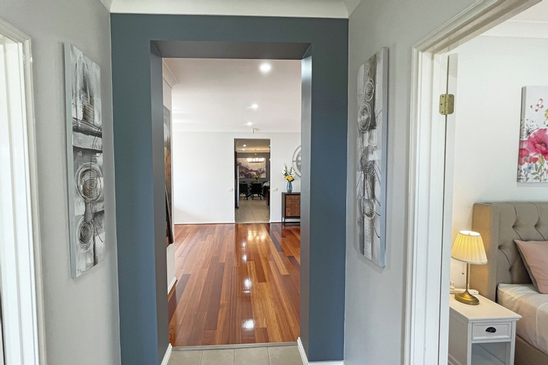 Hallam 5BRM Rental Entire House, Casey - Hallam
