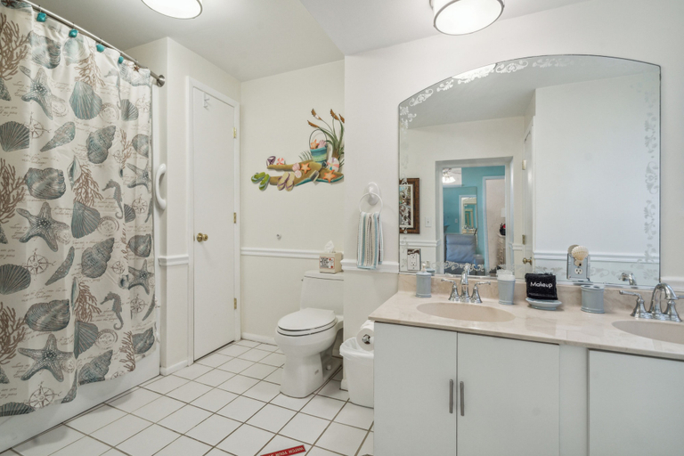 Bathroom 3, Banyan House Vacation Rentals, Sarasota