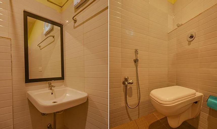 Bathroom, Fabhotel Jen & Jo, Bangalore