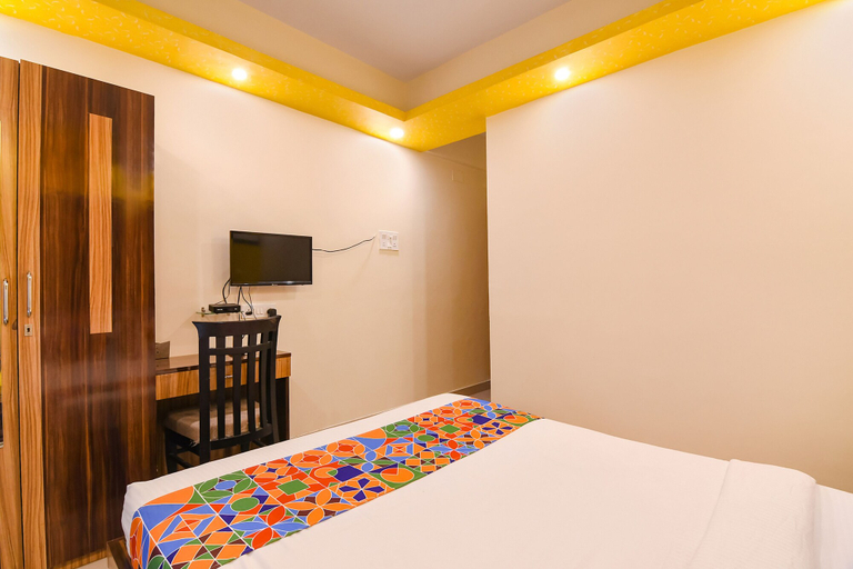 Bedroom 2, Fabhotel Comfort N Cozy, North 24 Parganas