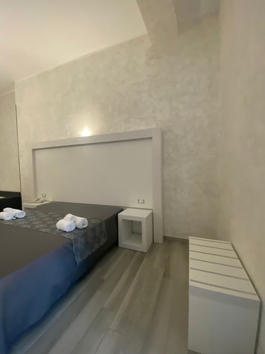 Bedroom 3, Paladini Hotel, Lecce