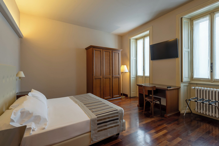 Bedroom 3, Hotel Antica Dimora , Mantegna Hotels, Mantua