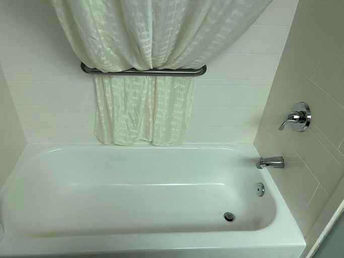 Bathroom 5, Best Western Pawleys Island, Georgetown
