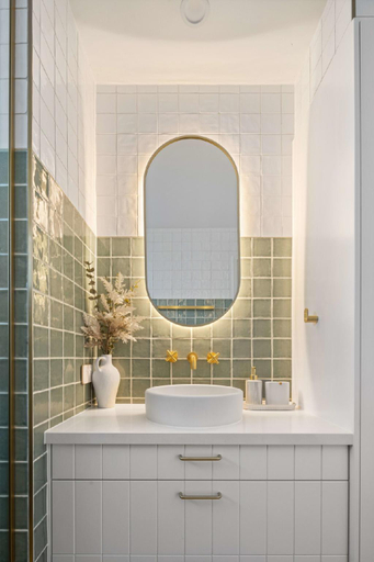 Bathroom 2, Waterfront Bliss Tranquil Maroochydore Canal Home, Maroochy - Maroochydore