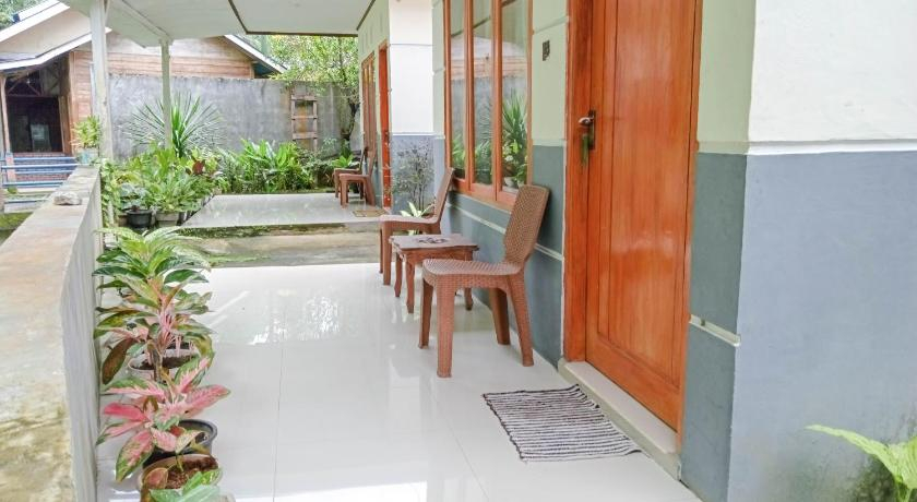 Exterior & Views 5, Tarsius Home Stay, Bitung