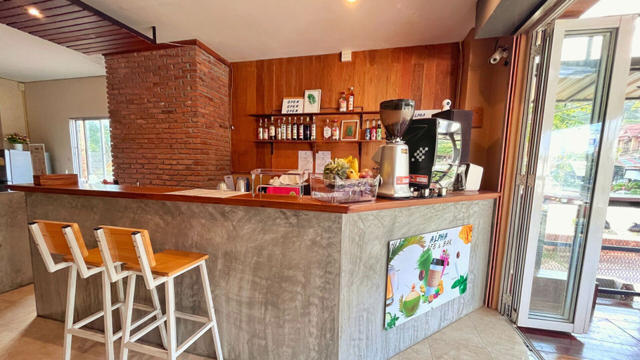 Food & Drinks 4, ALPHA Hostel Cafe&Bar, Mueang Krabi