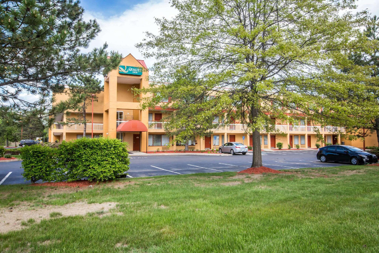 Exterior & Views, Quality Inn Colchester - Burlington, Chittenden
