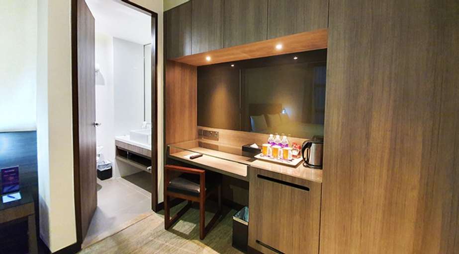 Bedroom 5, Amrise Hotel Kitchener, Singapore
