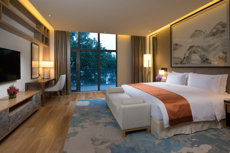 Bedroom 3, Holiday Inn KUNSHAN HUAQIAO by IHG, Suzhou
