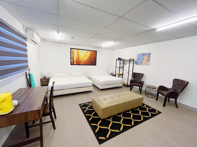 D’Razna Inn Room Type - Family Suite