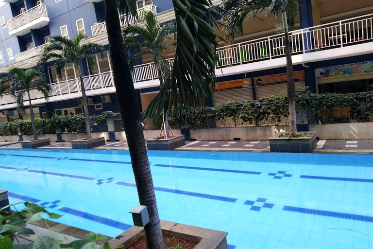 Sport & Beauty 2, Queen Room 2 @ Grand Center Point Apartment, Bekasi