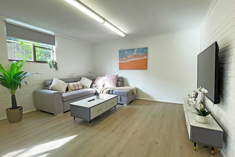 Others 4, Pet Friendly Ringwood 3BR Home Parking, Maroondah - Ringwood
