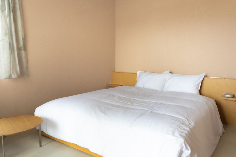 Bedroom 3, Meguru Ishigaki, Ishigaki