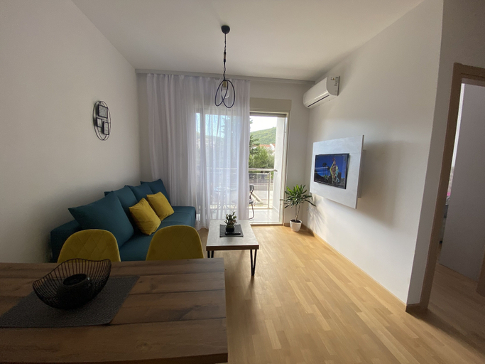 Others 4, One bedroom apartment SUNRISE