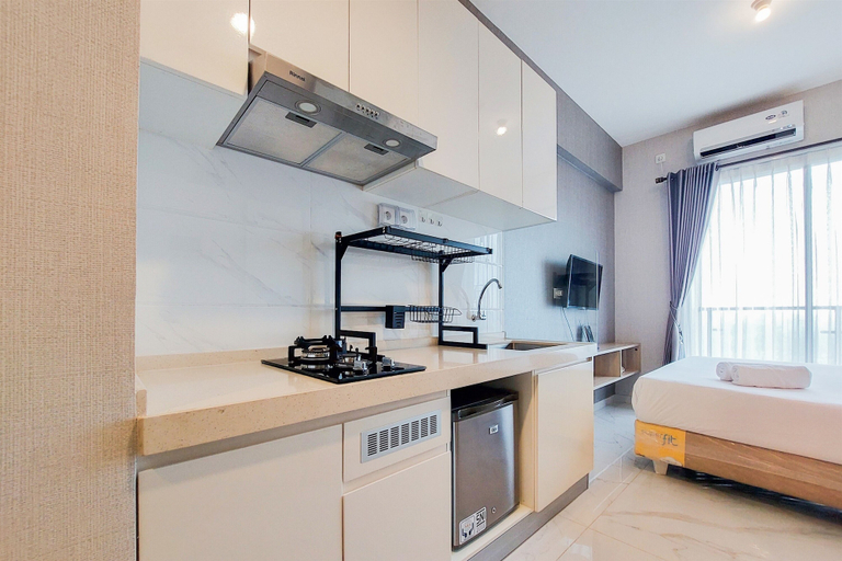 Others 3, Gorgeous And Tidy Studio At Sky House Bsd Apartment, South Tangerang