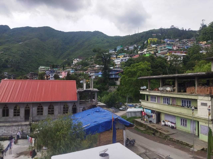 Others 4, Hotel Nambrog, West Kameng