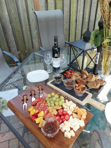 Food & Drinks 4, Nicklin House, Essex