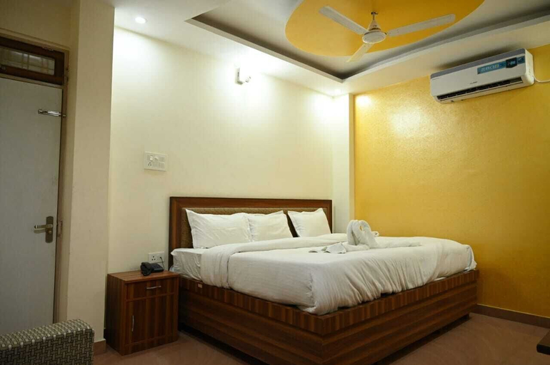Bedroom 2, Hotel Kedar Ganga, Hardwar