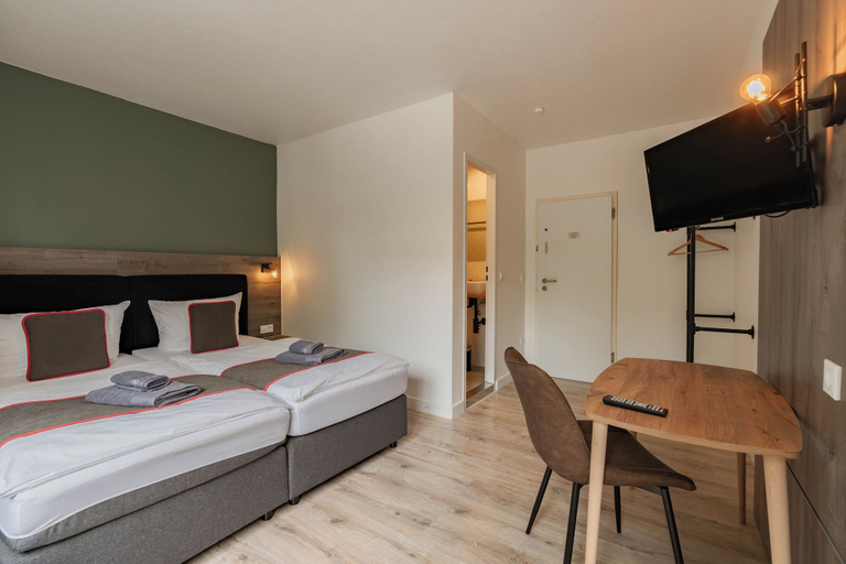 Bedroom 4, Hotel Enger Hof, Düsseldorf