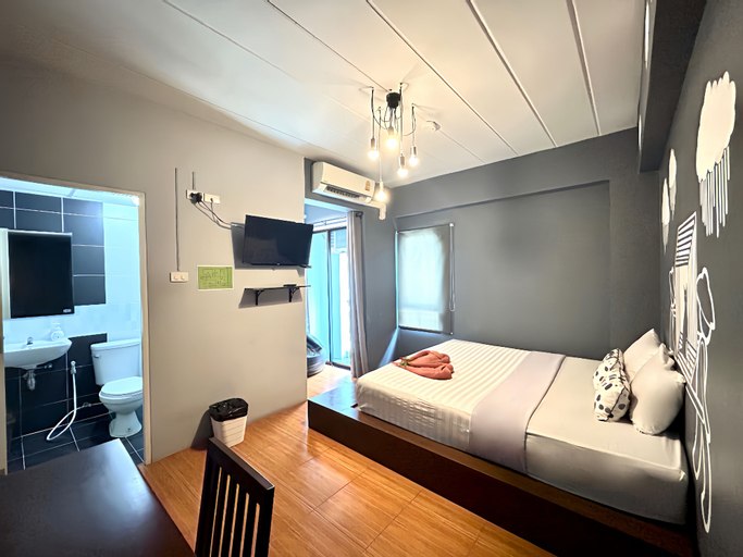 Bedroom 8