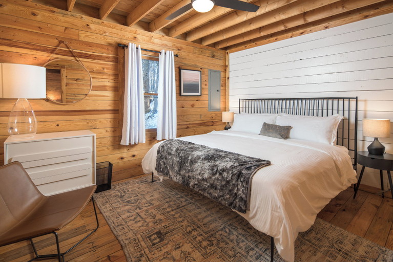 Bedroom 2, Red Feather Cabins 270, Watauga