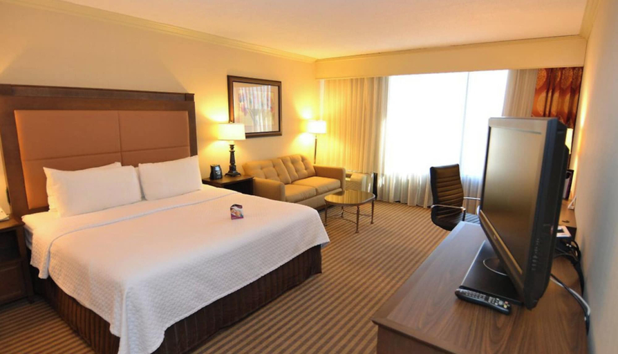 Bedroom 1, Reading Vitality Hotel, Berks