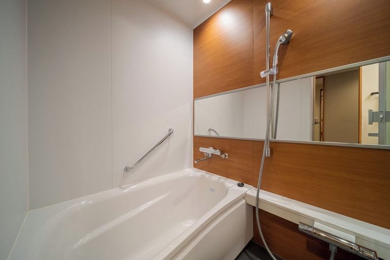 Bathroom 5, JR WEST GROUP VIA INN PRIME OSAKA KYOBASHI, Osaka