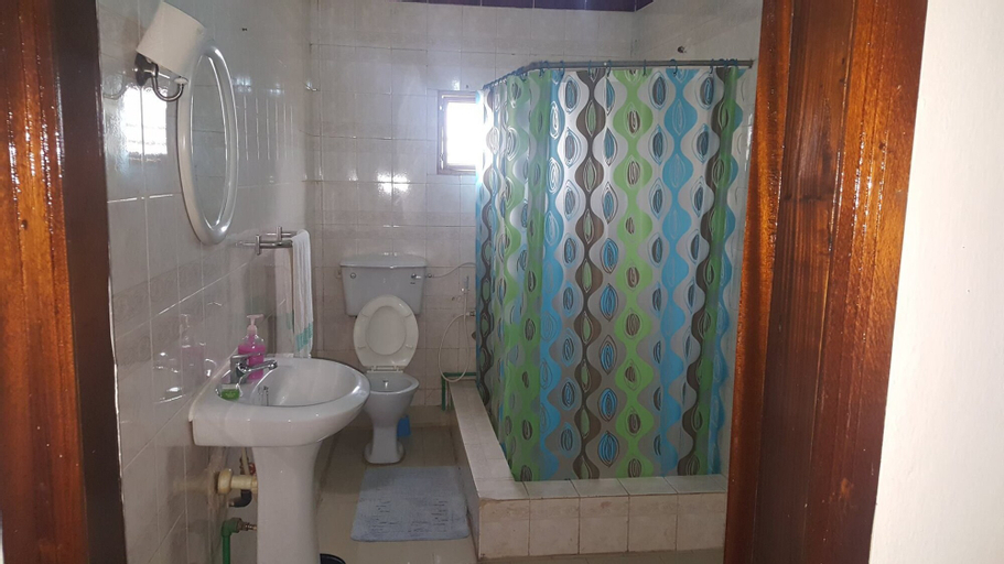 Bedroom 4, Paloma Guest House & Restaurant, Kenema