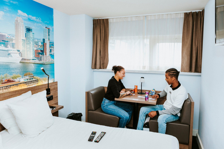 Bedroom 5, Rotterdam Teleport Hotel, Rotterdam