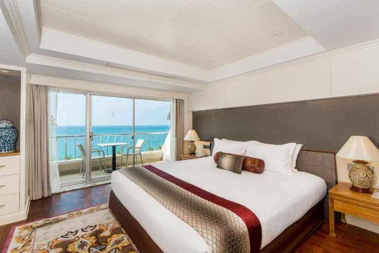 Bedroom 3, Royal Wings Suites & Spa Pattaya, Pattaya